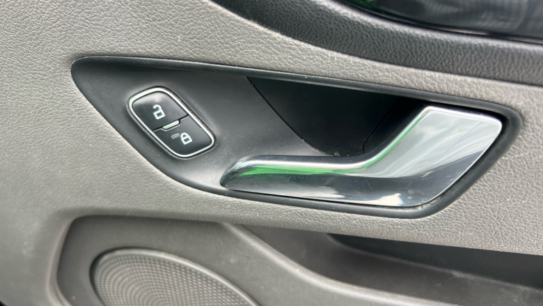 Ford Transit Custom 300 L1 Diesel Fwd 2.0 EcoBlue 130ps Low Roof Limited Van